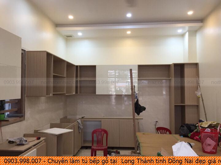 Chuyên làm tủ bếp gỗ tại  Long Thành tỉnh Đồng Nai đẹp giá rẻ chuyên nghiệp SĐT 0903.998007